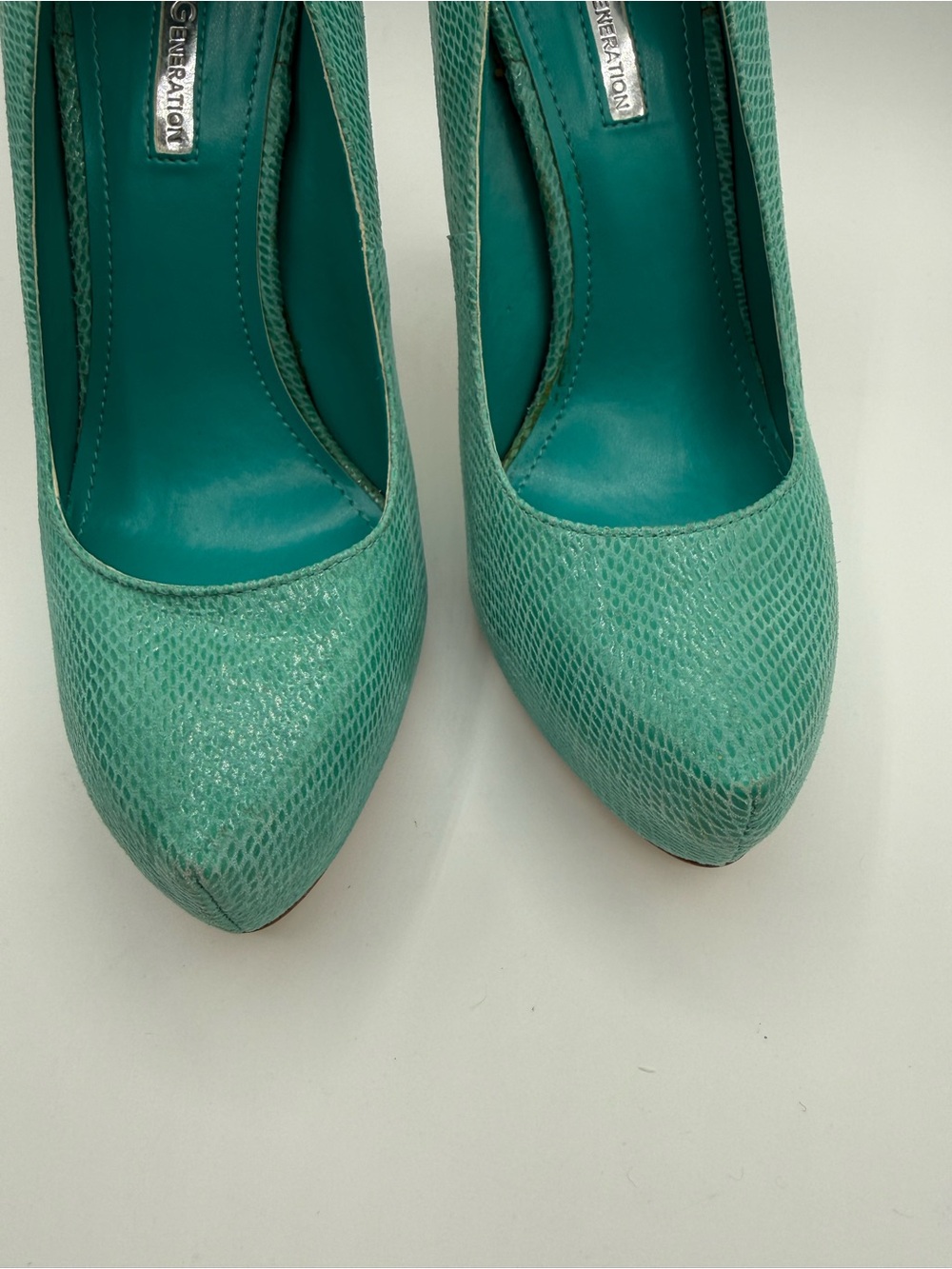 BCBGeneration Parade Platform Heels Teal Textured Pumps Stiletto High Heel Shoes - Picture 14 of 15